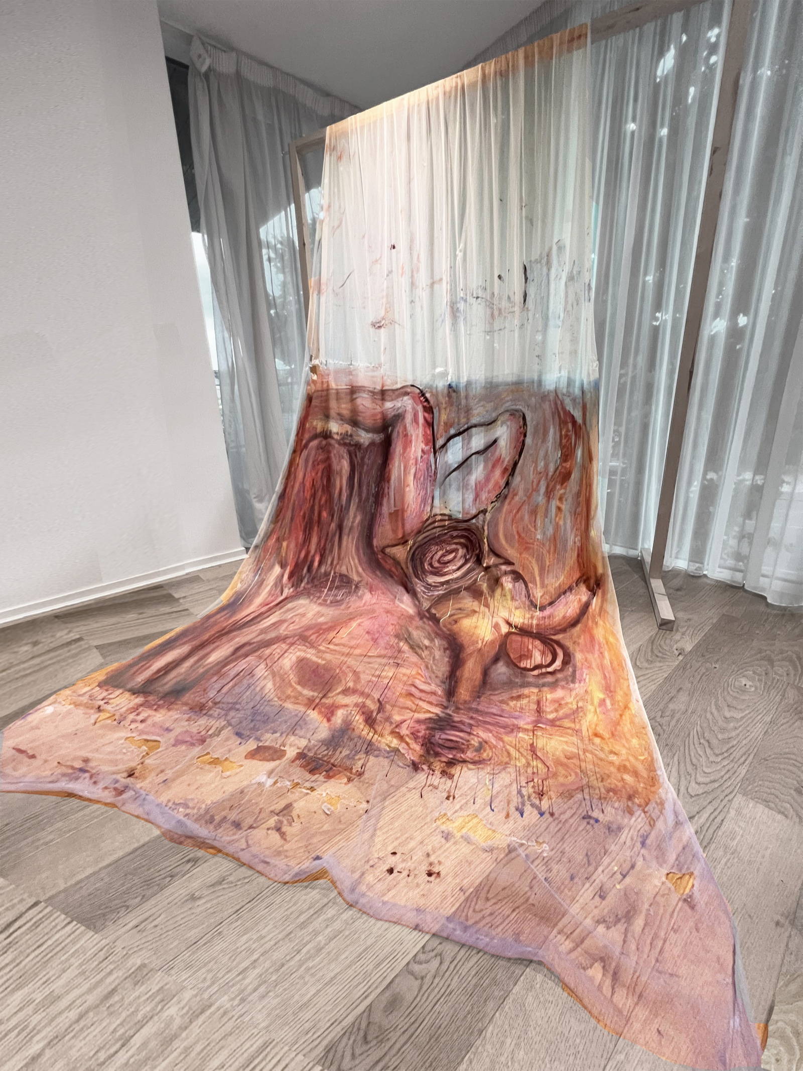 Passing through her body (view 2)